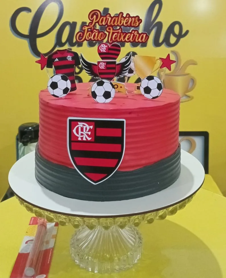 JOÃO TEIXEIRA CELEBRA NOVO CICLO DE VIDA EM NOITE DE CONFRATERNIZAÇÃO COM FAMILIARES, AMIGOS E IRMÃOS MAÇONS NA VARANDA DA GUINHA