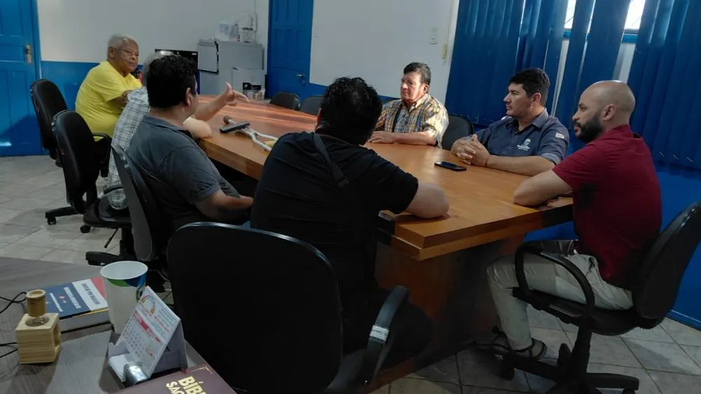 AUTORIDADES DE GUAJARÁ-MIRIM ENTREGAM NESTA QUINTA-FEIRA, AO PRESIDENTE DA BOLÍVIA DOCUMENTO QUE PROPÕE MAIOR INTEGRAÇÃO DA REGIÃO AO MERCOSUL