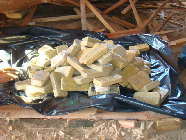 Polícia Civil incinera mais 300 quilos de cocaína em Guajará-Mirim - Veja fotos