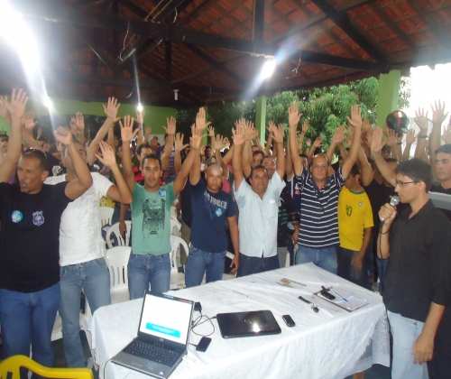 Sem acordo salarial, servidores do sistema penitenciário deflagram greve em todo o Estado