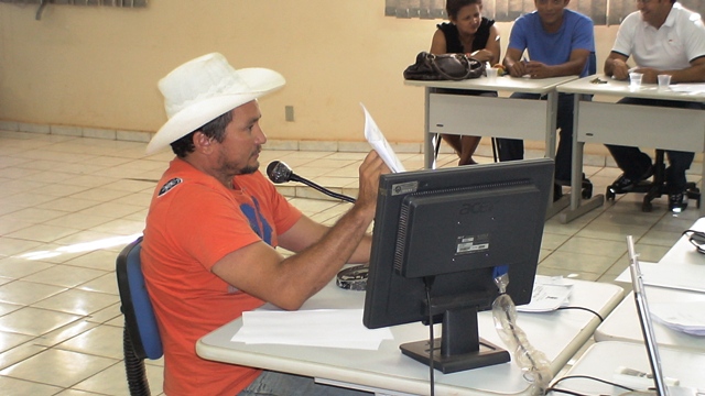 Vereador registra ocorrência policial contra o prefeito, porque o mesmo se nega a fornecer informações solicitadas.