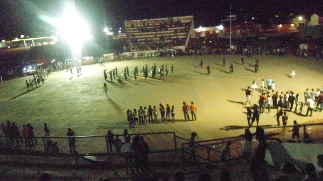 1º Encontro de Bandas e Fanfarras aconteceu com sucesso no Bumbódromo