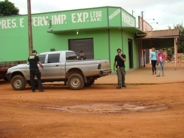 (Guajará-Mirim) - MPRO e PF realizam operação contra Empresa suspeita de fraudar processos licitatórios - Fotos