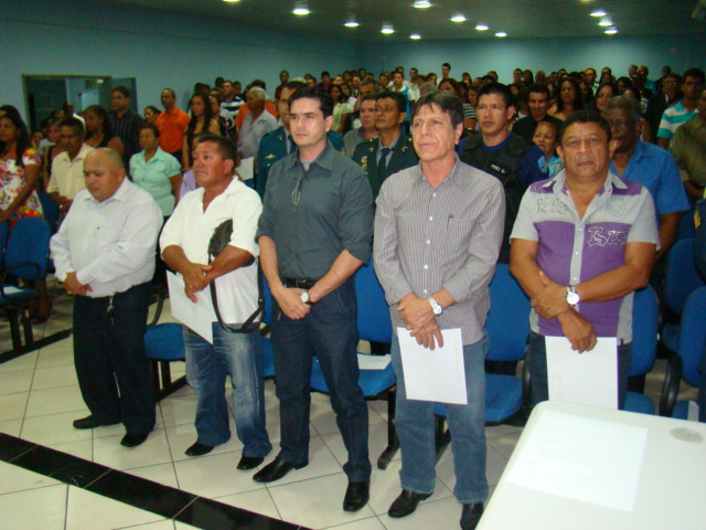 Câmara realiza sessão solene para homenagear pessoas de Guajará-Mirim Veja fotos