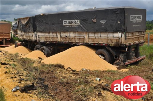 GRAVE ACIDENTE MATA DOIS NA BR-364 NO INÍCIO DA TARDE; Fotos