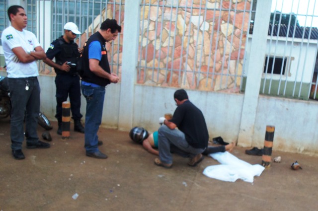 Mulher morre em acidente de moto na zona sul - Foto