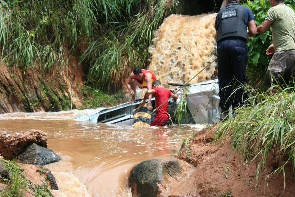 Três pessoas da mesma família morrem em grave acidente na BR 435; Atenção imagens de alto impacto