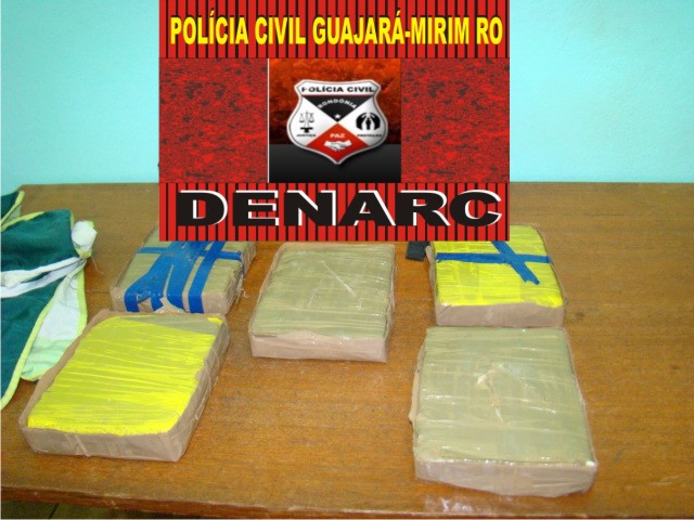 Rapaz é preso com cinco quilos de cocaína em Porto Clandestino no bairro Cristo Rei. Veja fotos
