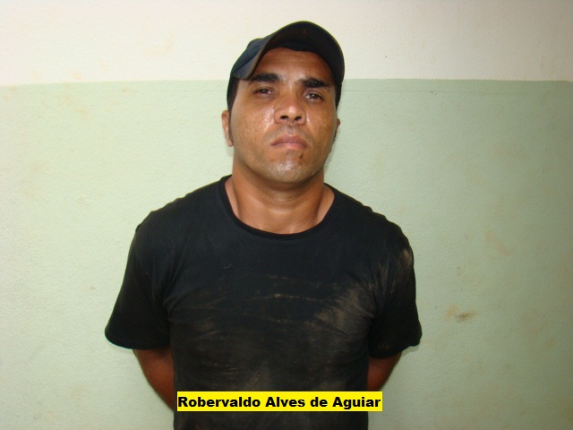 Homem é assassinado a golpes de faca no bairro Jardim das Esmeraldas.