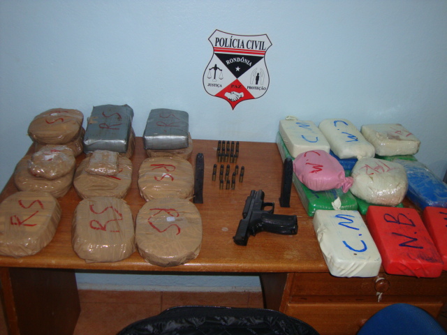 Polícia Civil de Guajará-Mirim apreende 27 quilos de cocaína e desbarata quadrilha de traficantes que agia em Rondônia.