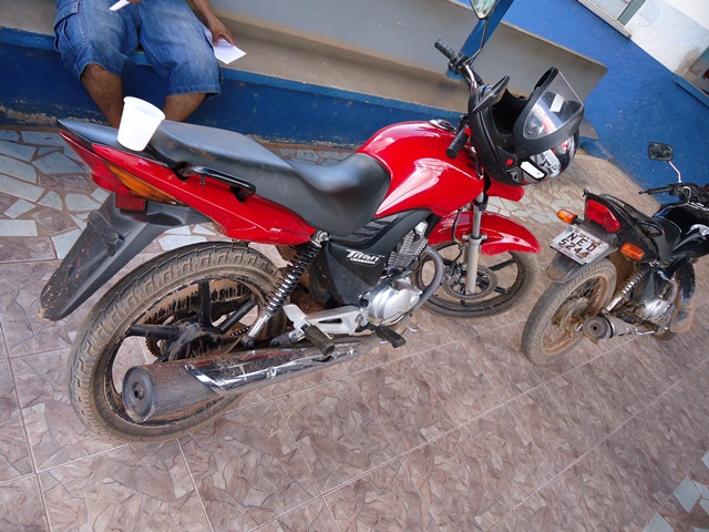 Polícia Militar em Nova Mamoré prende cinco meliantes e apreende motos antes de serem levadas até a Bolívia