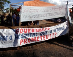 Manifestantes decidem desbloquear BR 425, depois de audiência marcada com o governador do Estado.