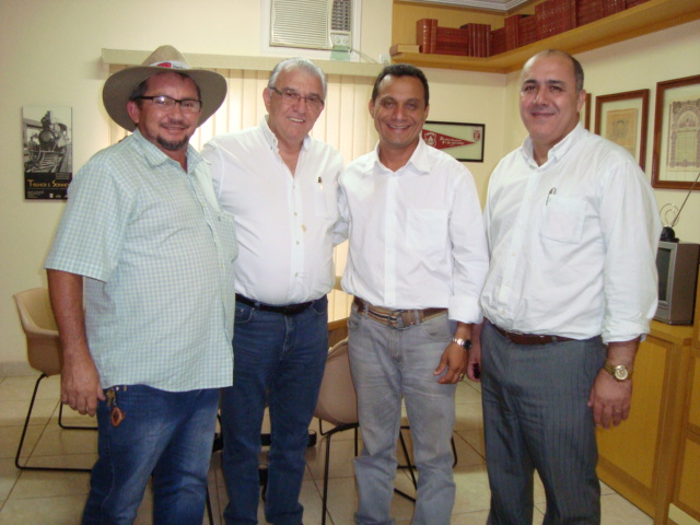 Deputado Federal Moreira Mendes lança pré-candidatura de Elibeu do Carmo e Silva a prefeito de Guajará-Mirim.