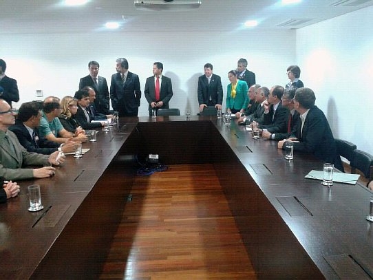 TRANSPOSIÇÃO IV - AGU publica em até 48 horas Instrução Normativa de enquadramento de servidores