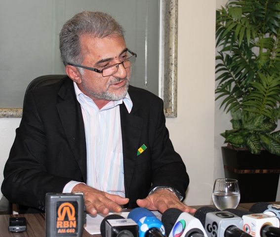 QUEBRADO - Presidente da ALE/RO afirma que Governo Confúcio está sem dinheiro e servidores podem ficar sem salário