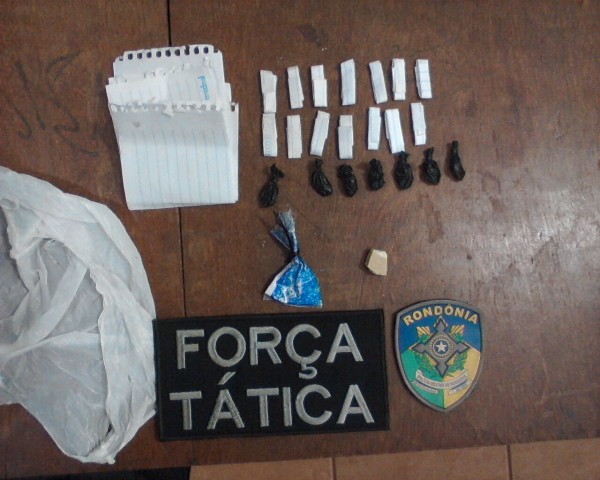 Força Tática do 6º BPM fecha comércio de droga em Guajará-Mirim