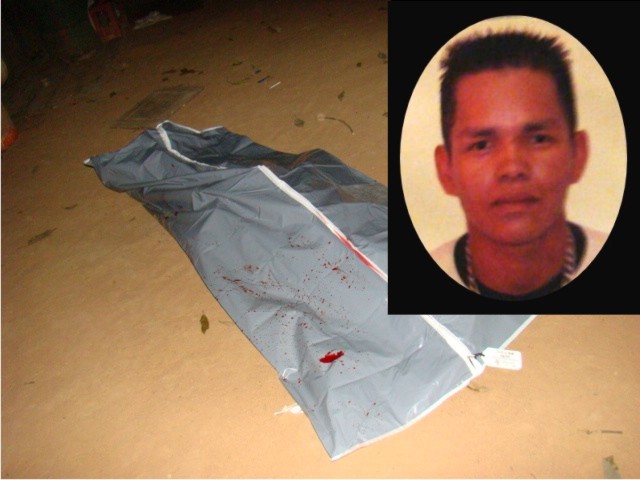 Homem é assassinado a golpes de peixeira no bairro Jardim das Esmeraldas - Fotos