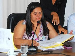 Confúcio mexe com o bolso dos deputados para aumentar sua governabilidade a partir de 2013
