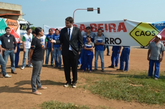 MAURO NAZIF FALA AO CQC, MAS NÃO GARANTE CONCLUSÃO DE VIADUTOS