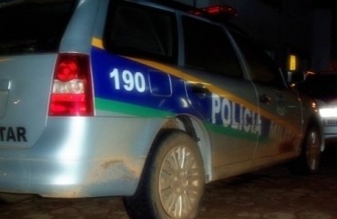 Mesmo sem gasolina para viaturas da PM, Governo de RO garante show de Chitãozinho e Xororó em empresa privada