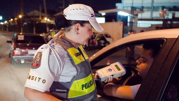 Lei Seca mais dura para quem dirigir embriagado já estar em vigor.
