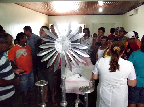 O corpo de Lilianne Michele está sendo velado no plenário da Câmara Municipal