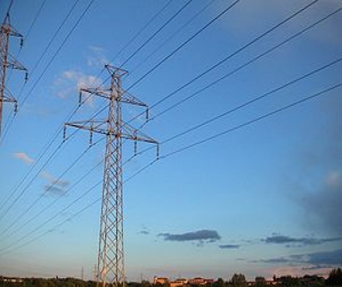 Dilma anuncia antecipação de desconto na conta de luz e descarta racionamento
