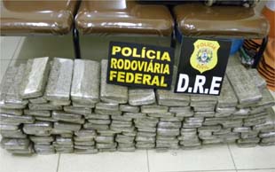 PRF e PC apreende quase 100kg de maconha no Acre