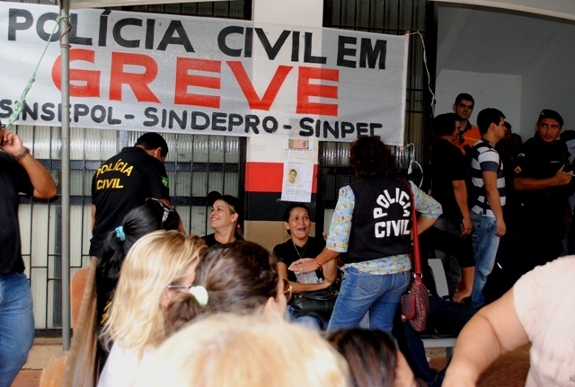 GREVE  Policiais civis retomarão greve paralisada no mês de janeiro