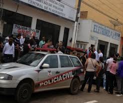 PCCR - PROPOSTA DO GOVERNO REDUZ SALÁRIOS DE TODAS AS CATEGORIAS E POLÍCIA CIVIL CAMINHA PARA GREVE EM RONDÔNIA
