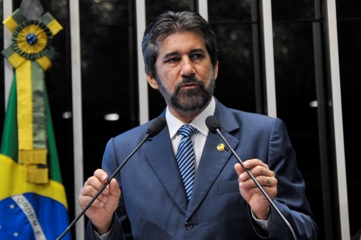 Raupp vê manifestações como demonstração inequívoca da consolidação democrática
