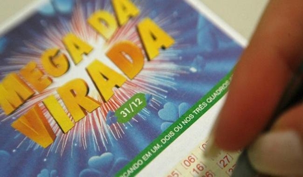 Resultado da Mega Sena 1560  Siga ao vivo os números sorteados de 31 de Dezembro da Mega da Virada