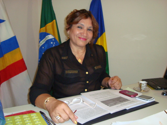 GOVERNADOR VEM A GUAJARÁ, MAS ASSINA CONVÊNIOS EM NOVA MAMORÉ