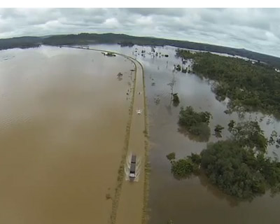 ENCHENTES: PRF E DNIT SUSPENDEM TRÁFEGO DE VEÍCULOS NA BR-364 (SENTIDO ACRE)