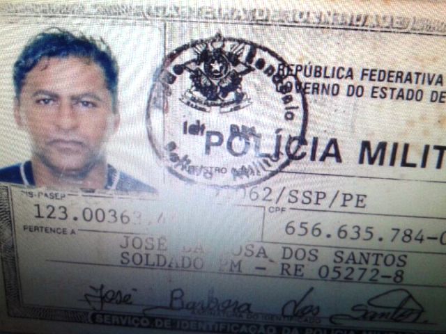 DENARC prende ex- PM com armas drogas e diamante na capital