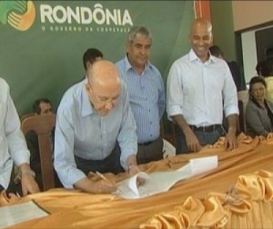CONFÚCIO SANCIONA LEI QUE REDUZ ICMS NA FRONTEIRA COM BOLÍVIA