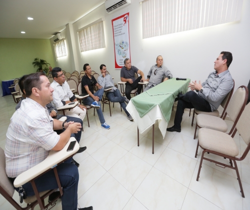 Maurão de Carvalho se reúne com lideranças de igrejas celulares, segmento com 40 mil fiéis em Rondônia