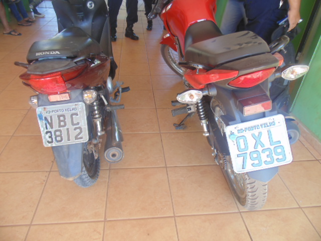 Policia Militar de Guajará recupera motos roubadas em PVH e prende 02 elementos
