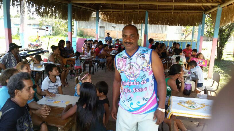 VEREADOR VISITA SURPRESA E PARTICIPA DE FESTEJOS DE SANTA