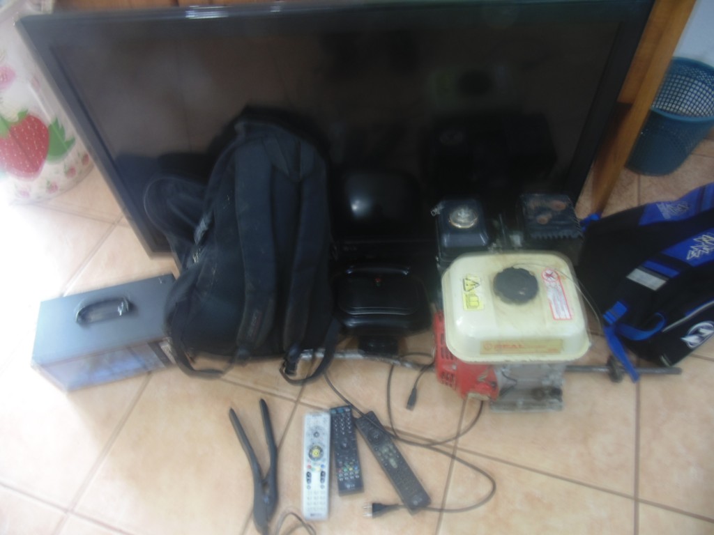 Policial Militar teve residência furtada e recupera objetos em um matagal