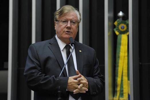 Amir Lando espera que novo governo federal cumpra a transposição