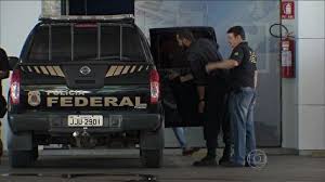 Ministro da Justiça critica boatos sobre morte de doleiro Youssef