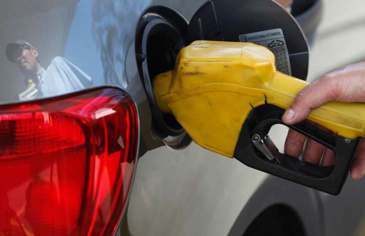 Petrobras eleva preços da gasolina em 3% e do diesel em 5% nas refinarias