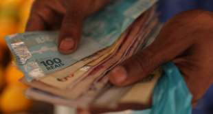 IPCA-15 sobe 0,89% em janeiro com alimentos e energia, e vai maior nível desde 2011